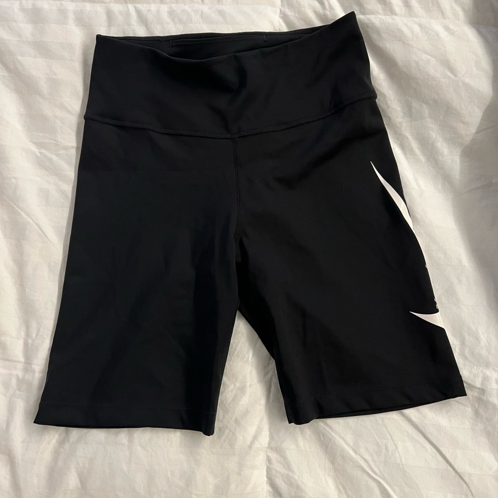 Nike high waist bike shorts